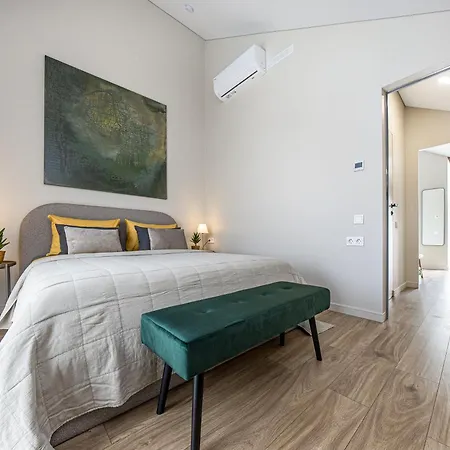 Apartment Lyrika Home, Monciskese - By Hello Sea Homes